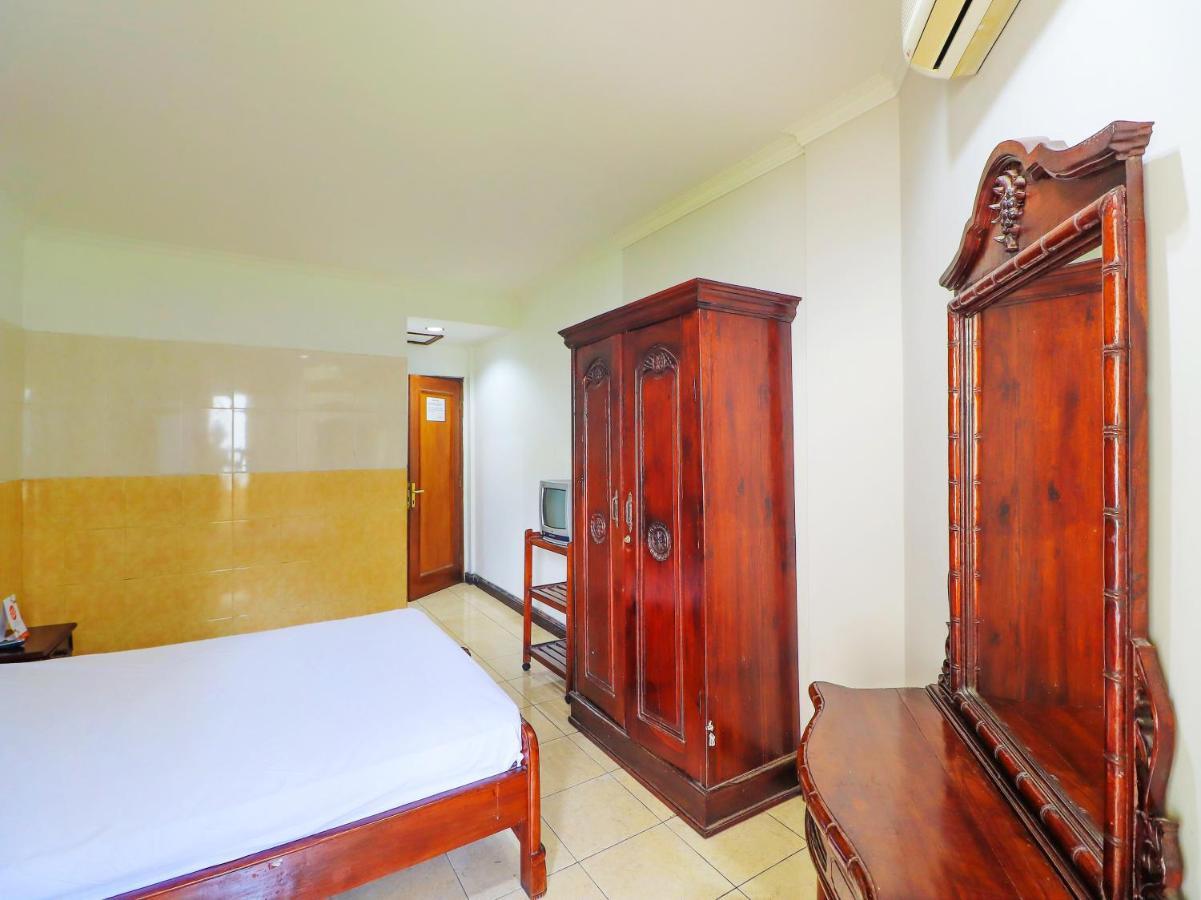 Oyo 91608 Hotel Gatsu Indah เดนปาซาร์ ภายนอก รูปภาพ